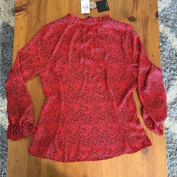 Excellent blouse!! - Picture 5 of 7